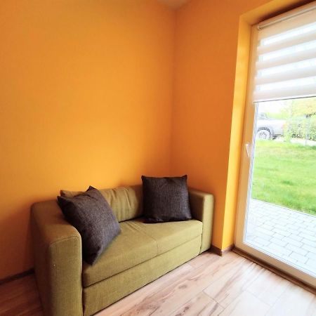 Yellow Apartment Wieliczka Exterior photo